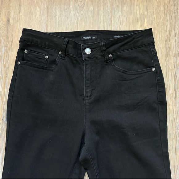 Needle & Cloth Black High Rise Skinny Jeans Jeggings Lightweight Stretch -Size 8 - Picture 2 of 11